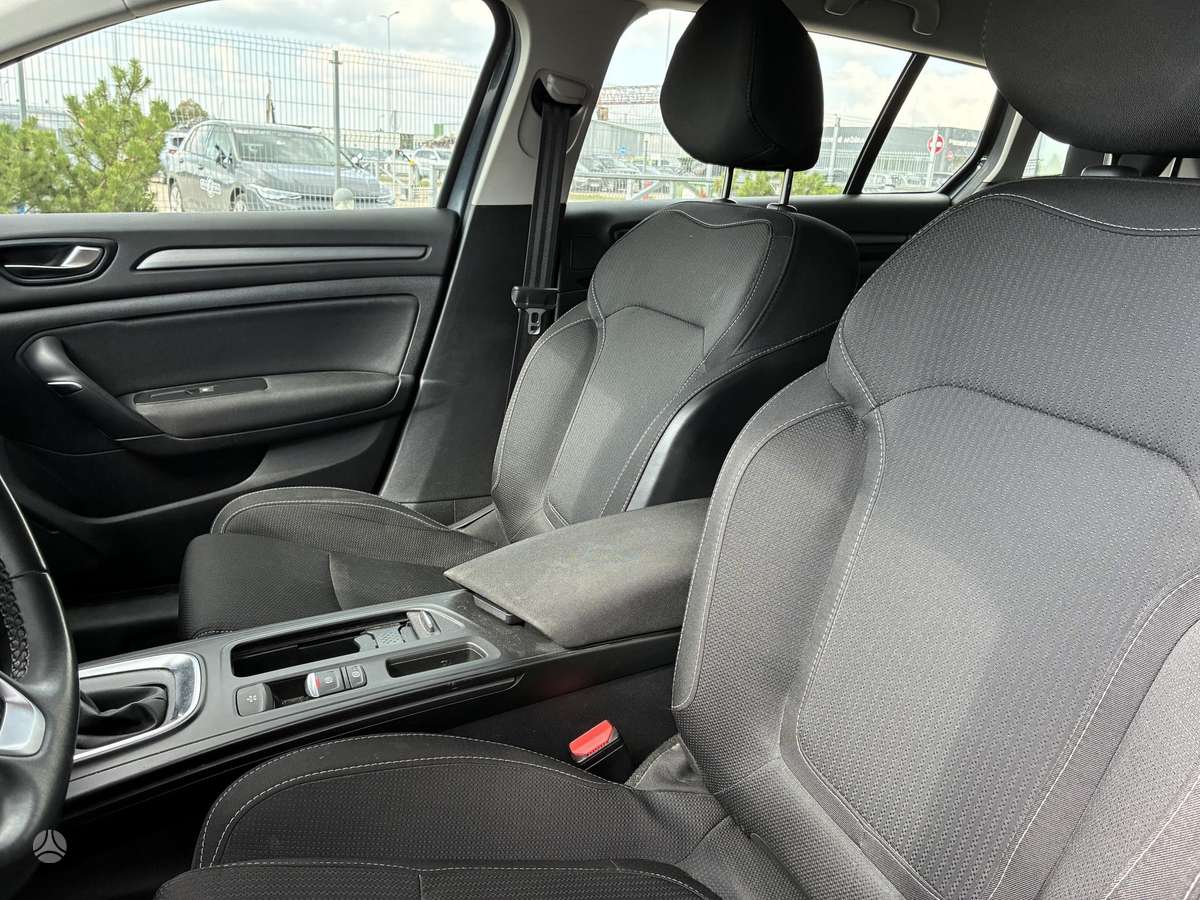 Renault Megane - 11