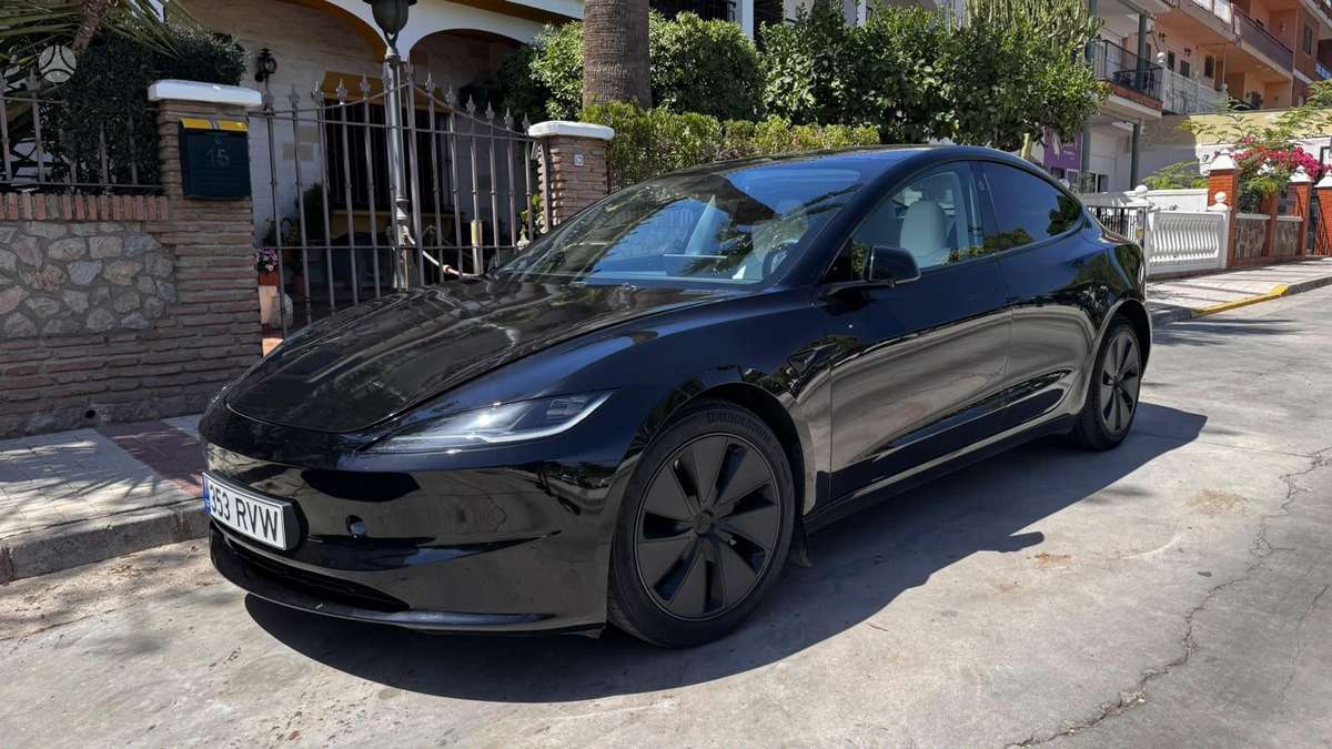 Tesla Model 3, 75 кВт·ч, Седан