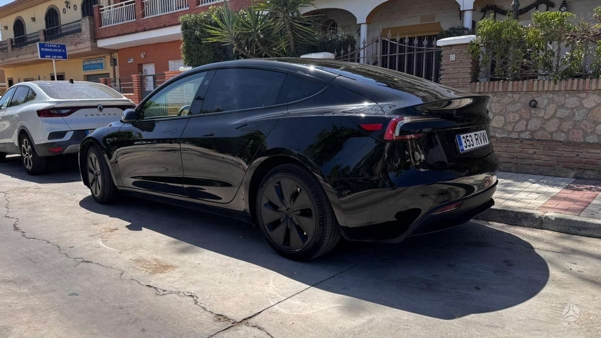 Tesla Model 3, 75 кВт·ч, Седан