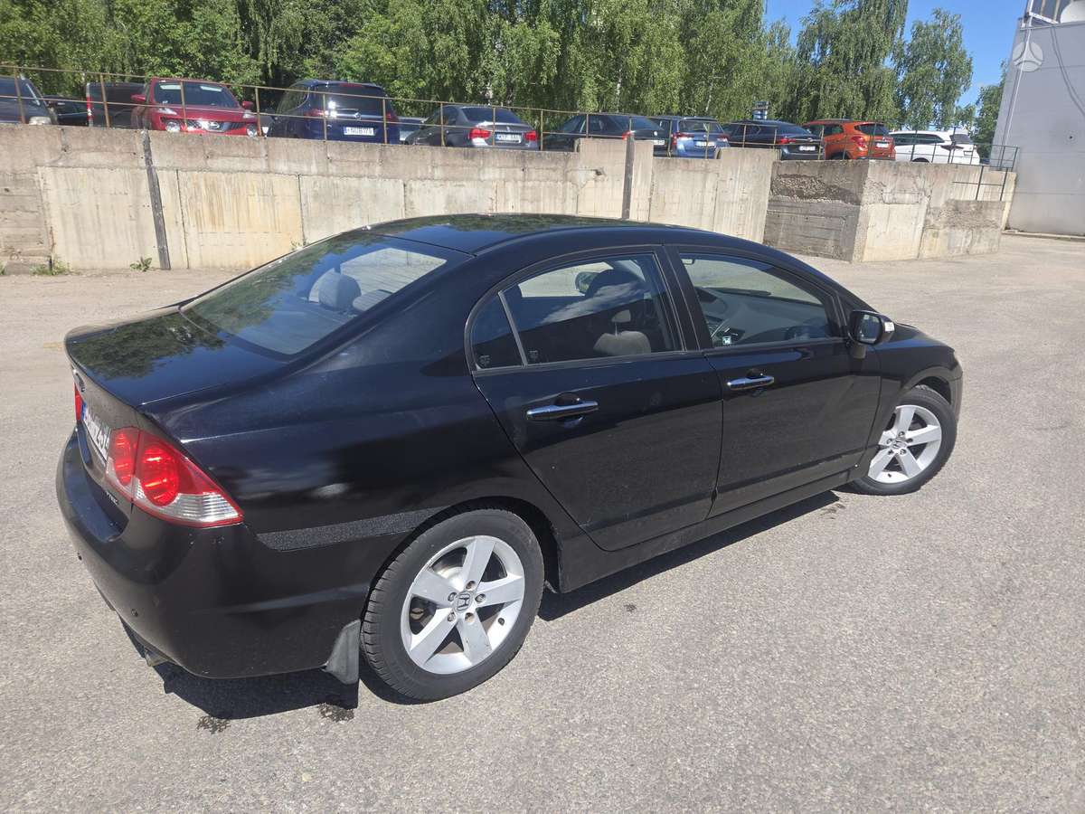 Honda Civic - 3