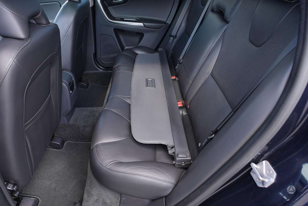 Volvo XC60 - 12