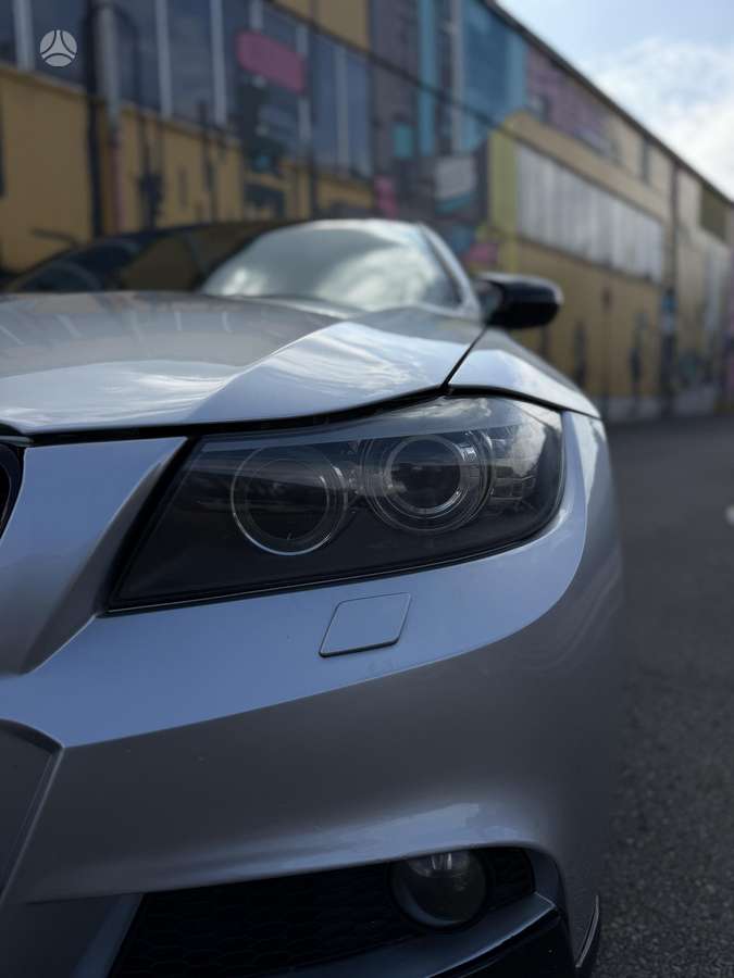 BMW 320, 2.0 l., Седан