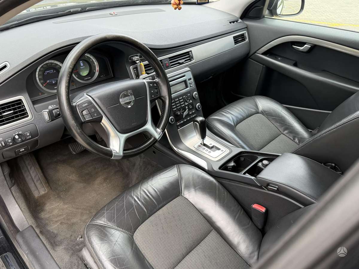 Volvo V70, 2.0 l., Универсал