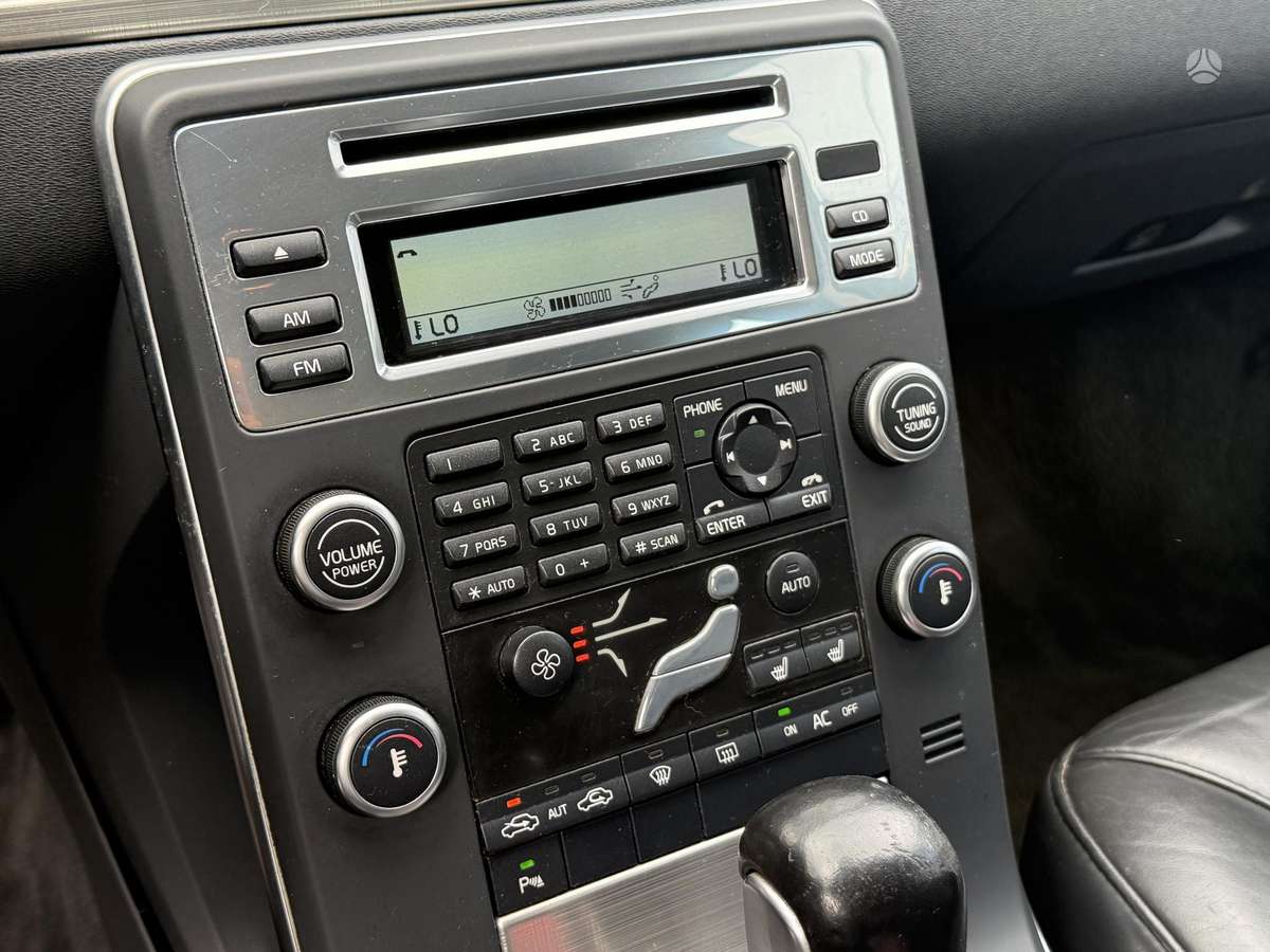 Volvo V70, 2.0 l., Универсал