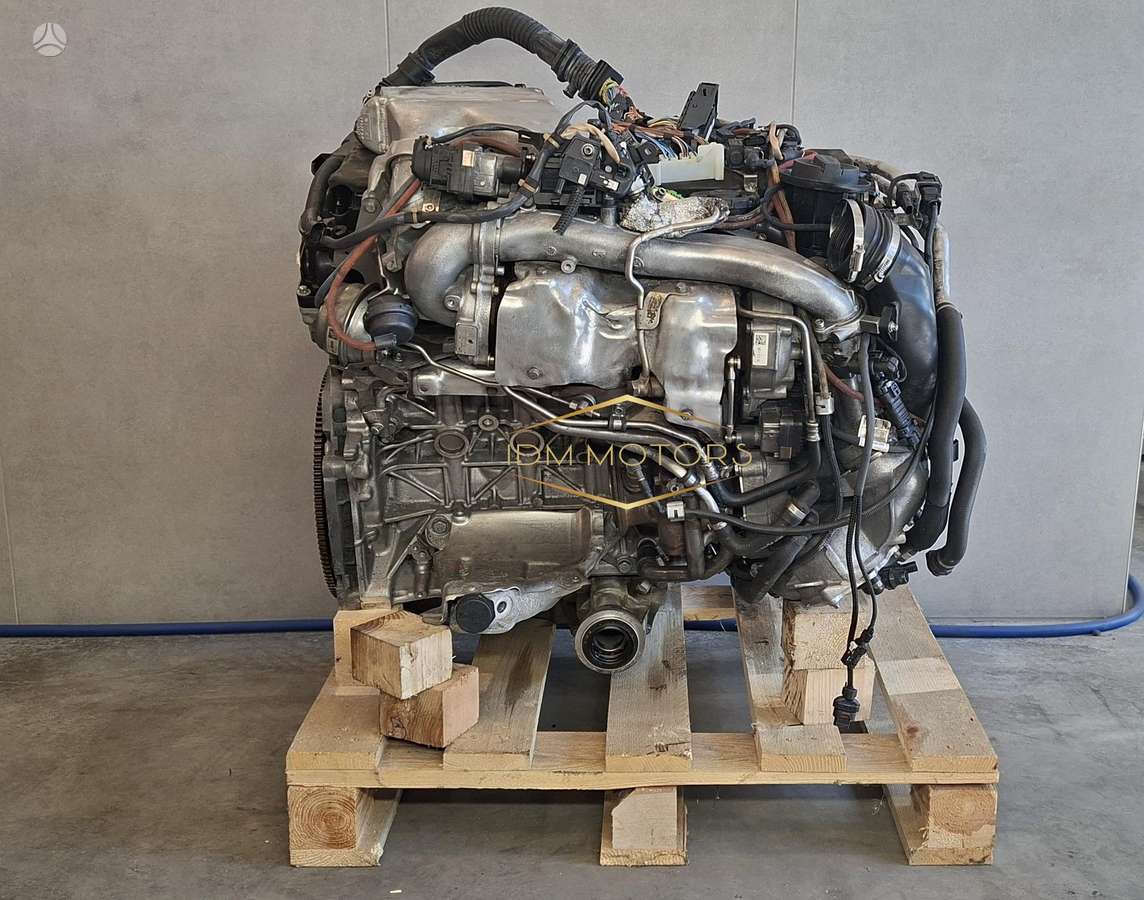 BMW X5 M engine
