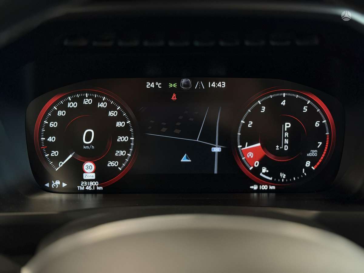 Volvo XC90 - 12