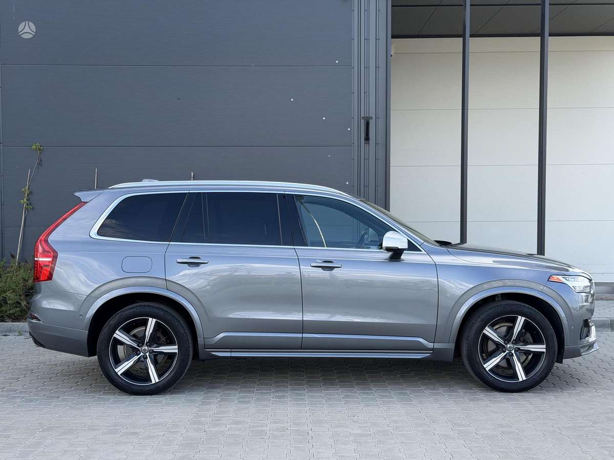 Volvo XC90 - 9