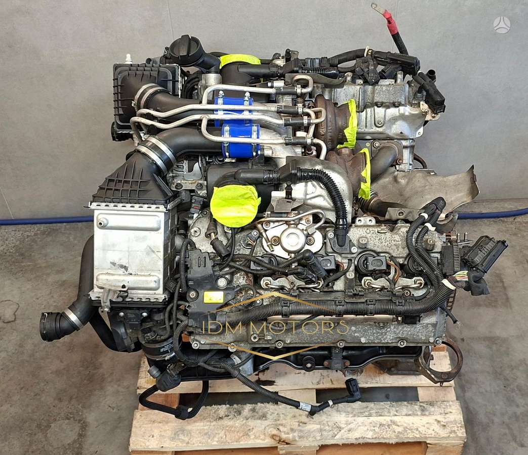BMW M5, S63B44B, двигатель