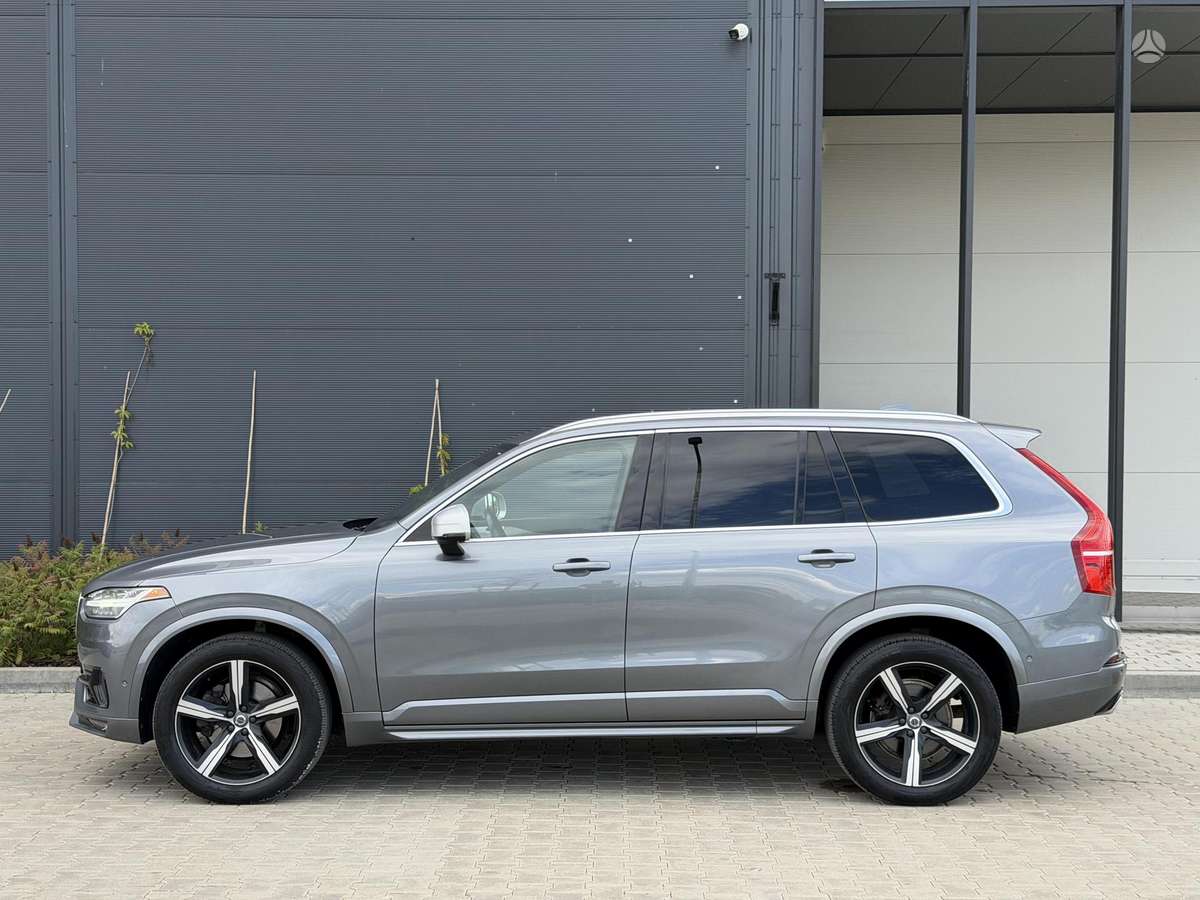 Volvo XC90 - 11