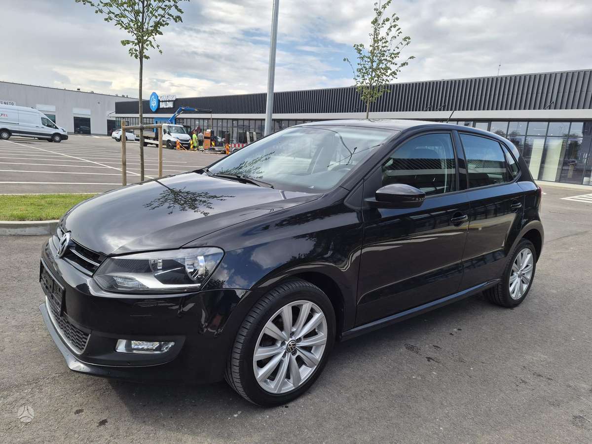 Volkswagen Polo - 2
