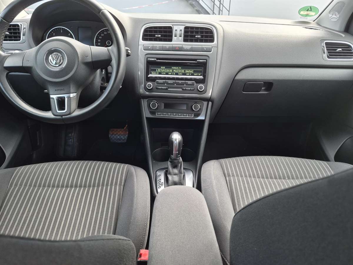 Volkswagen Polo - 9