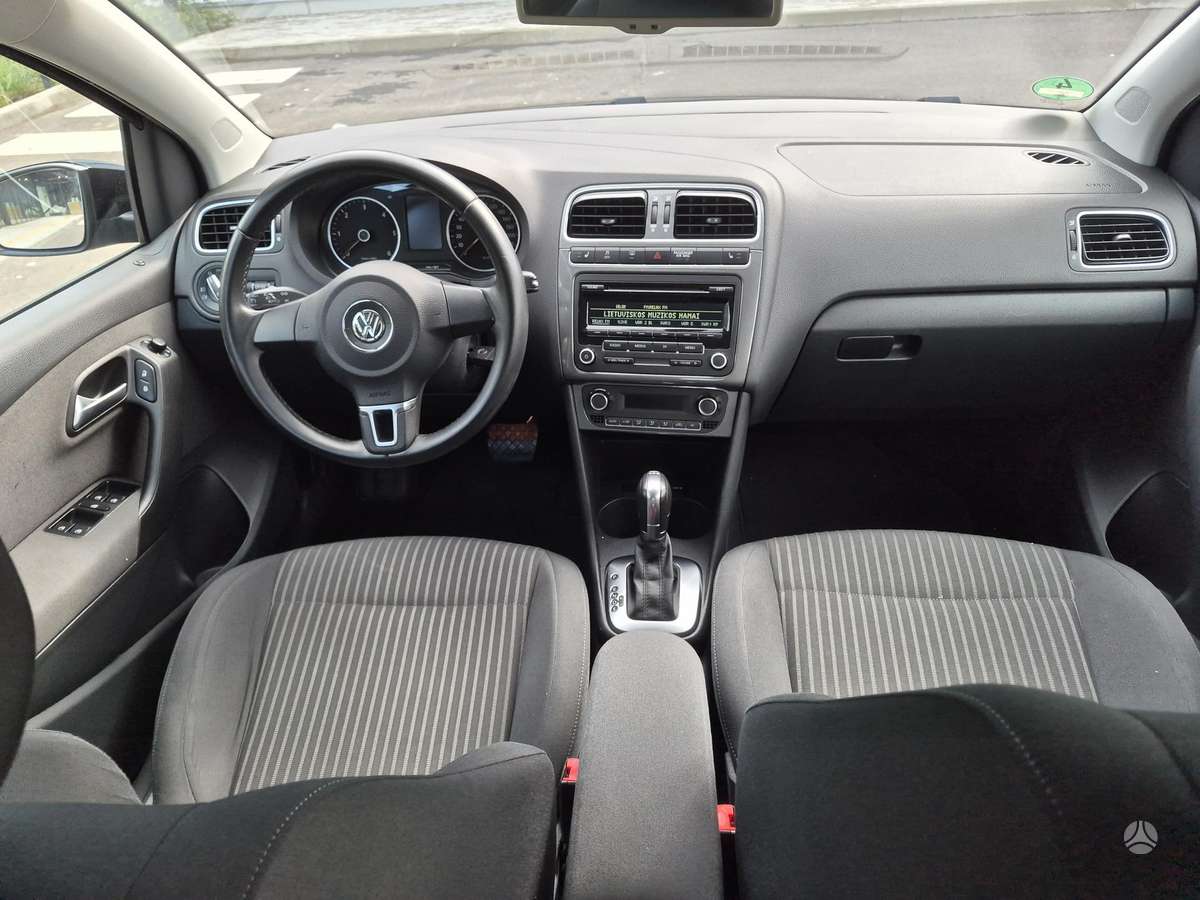 Volkswagen Polo - 11