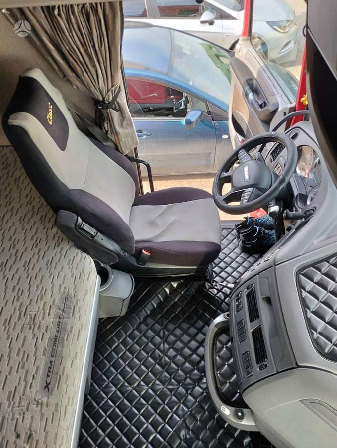 DAF XF, 2 miegamosios vietos