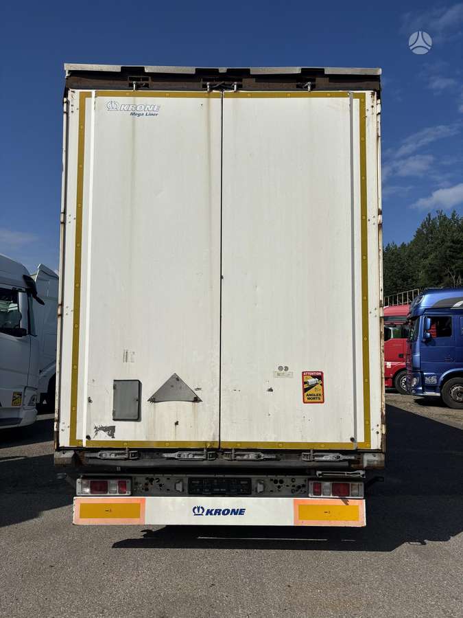 Krone Mega, curtain / tarpaulin