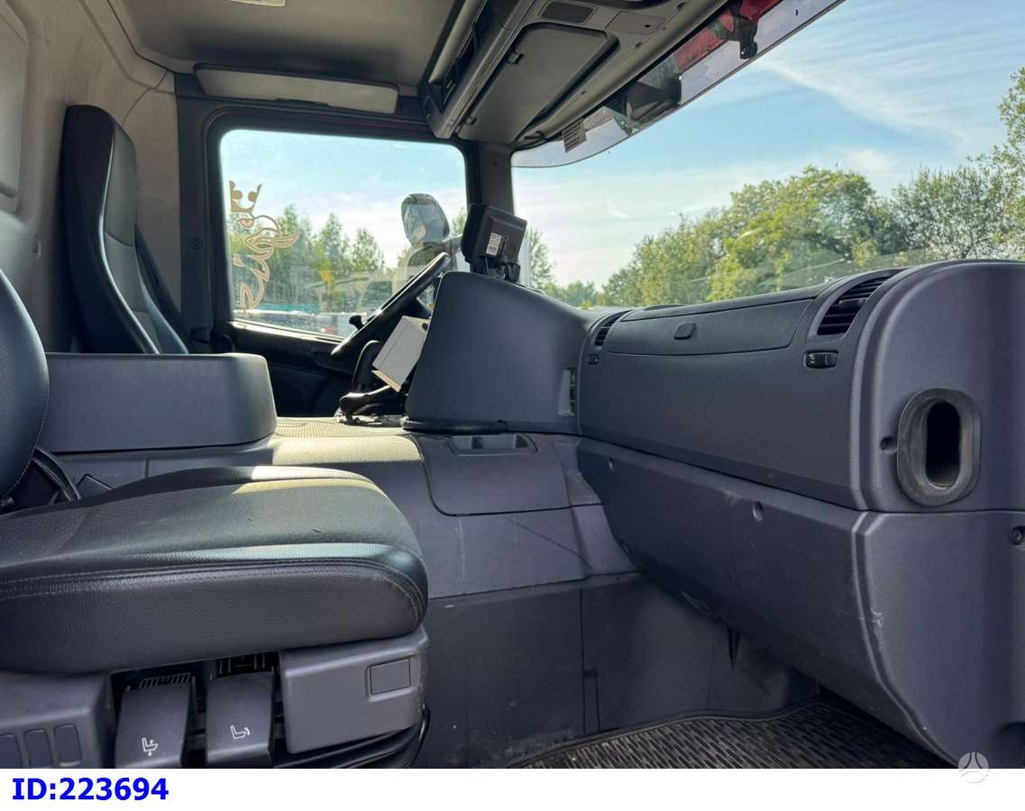 Scania P360, cits