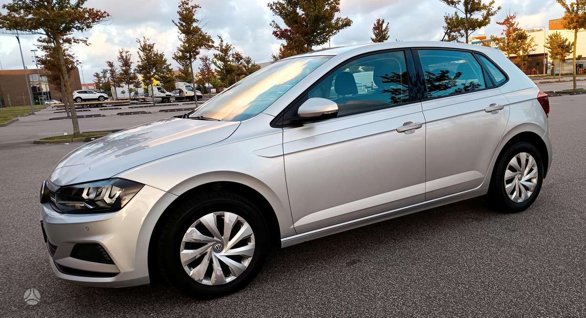 Volkswagen Polo - 1