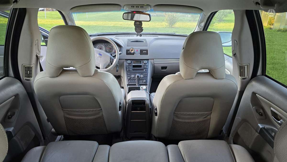 Volvo XC90 - 3