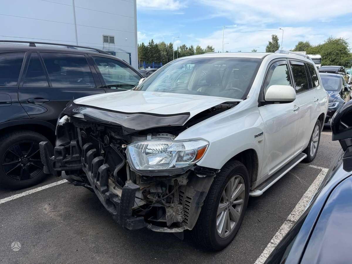 Toyota Highlander - 4
