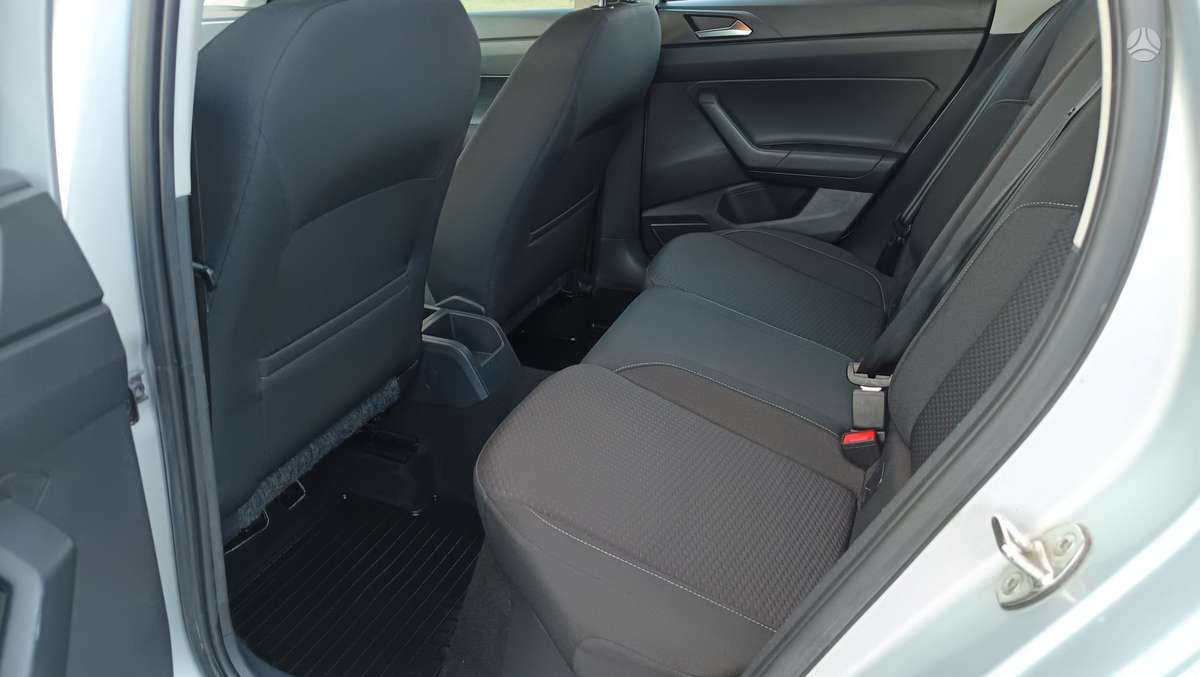 Volkswagen Polo - 11