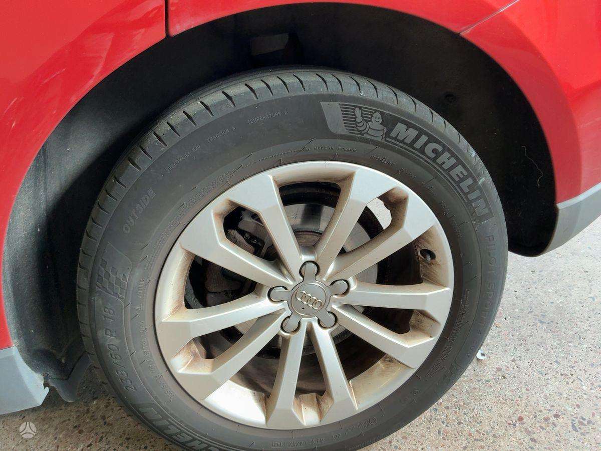 Audi Q5, 2.0 l., Внедорожник / Кроссовер