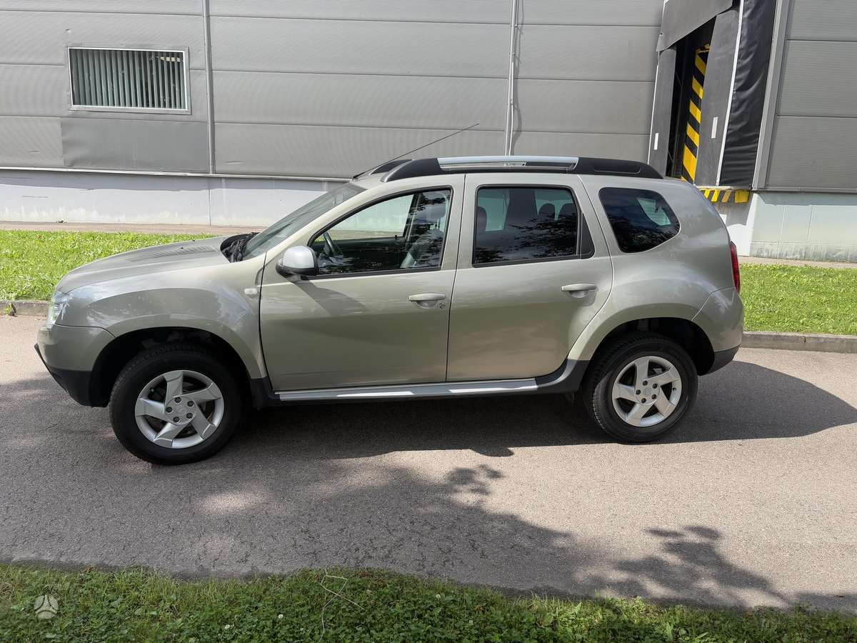 Dacia Duster, 1.6 l., Внедорожник / Кроссовер
