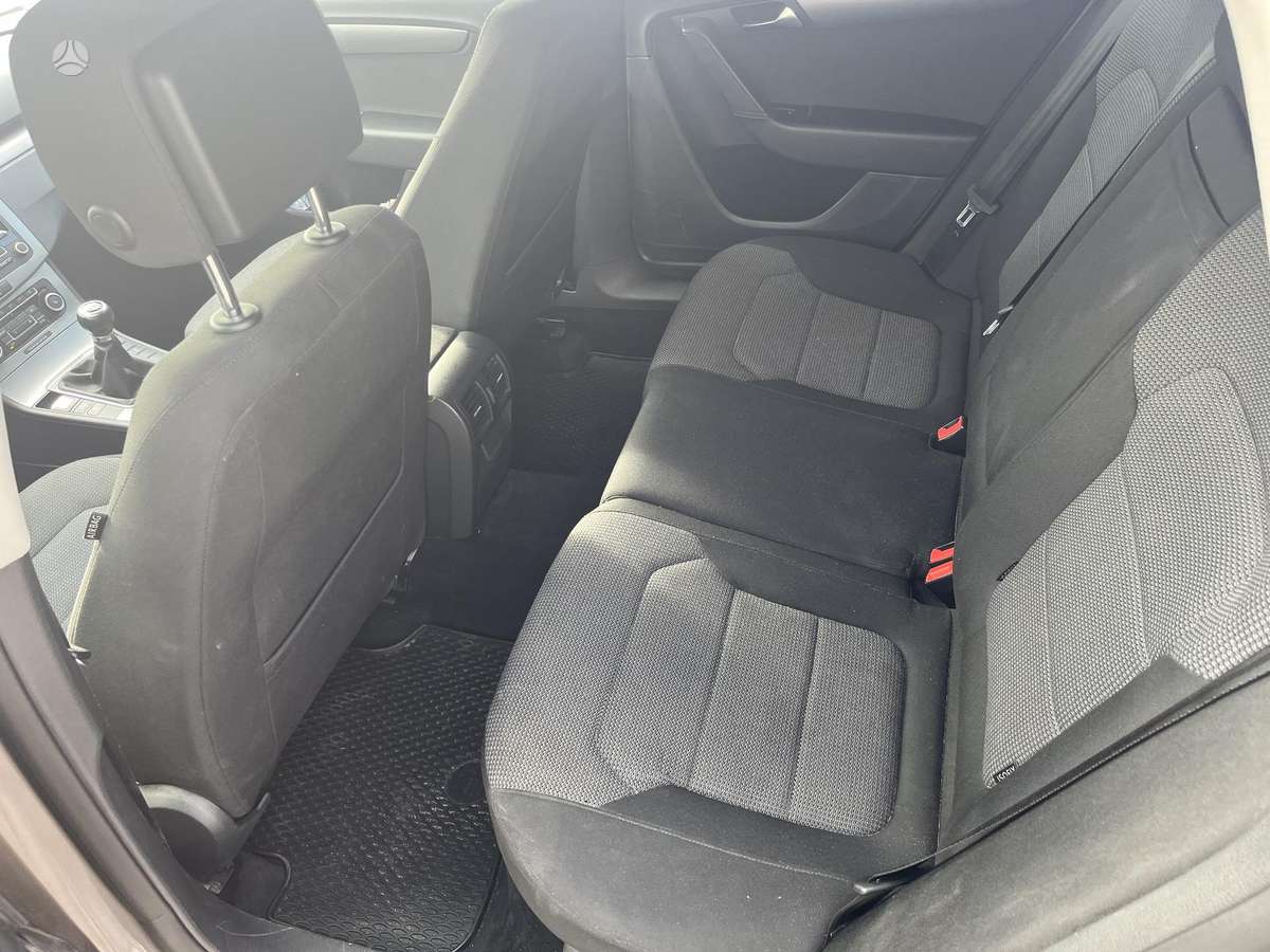 Volkswagen Passat, 1.6 l., Универсал