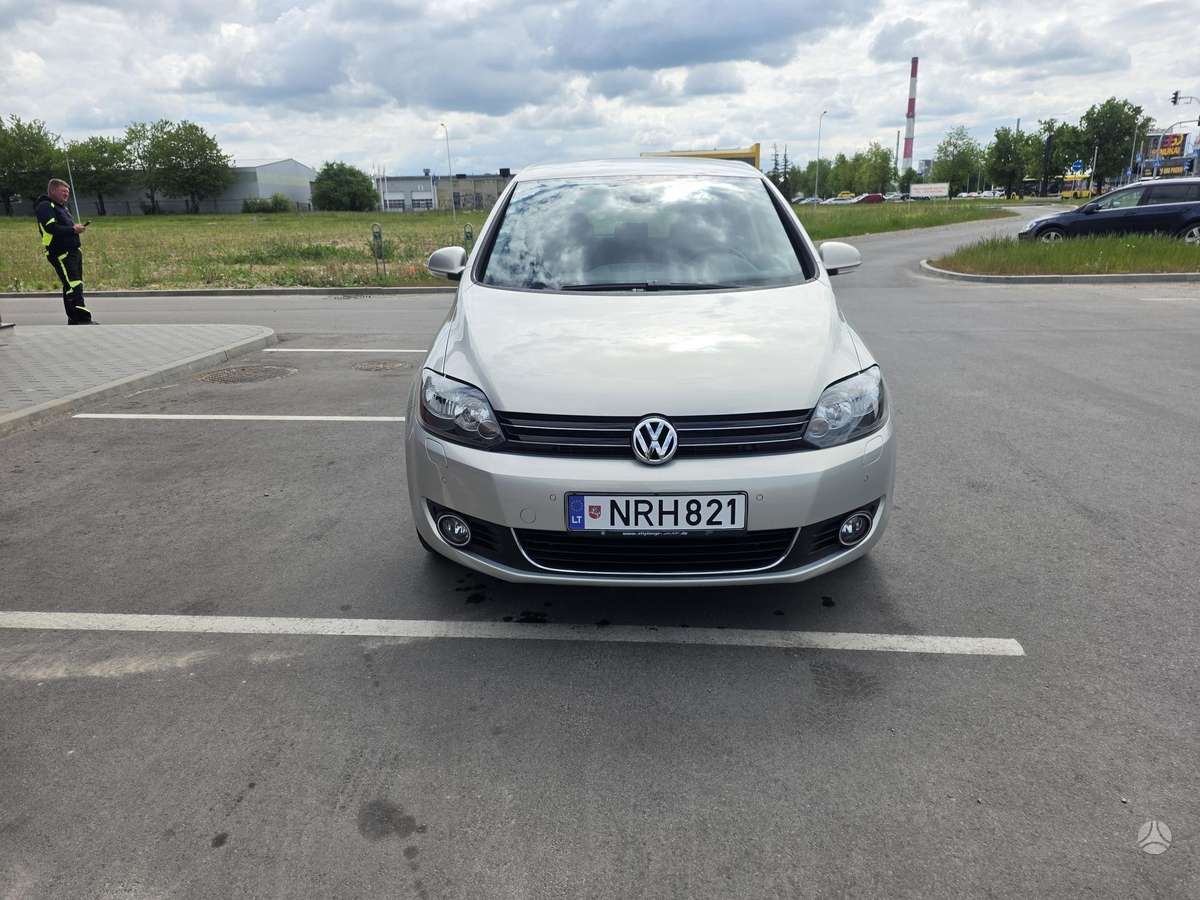Volkswagen Golf Plus - 1