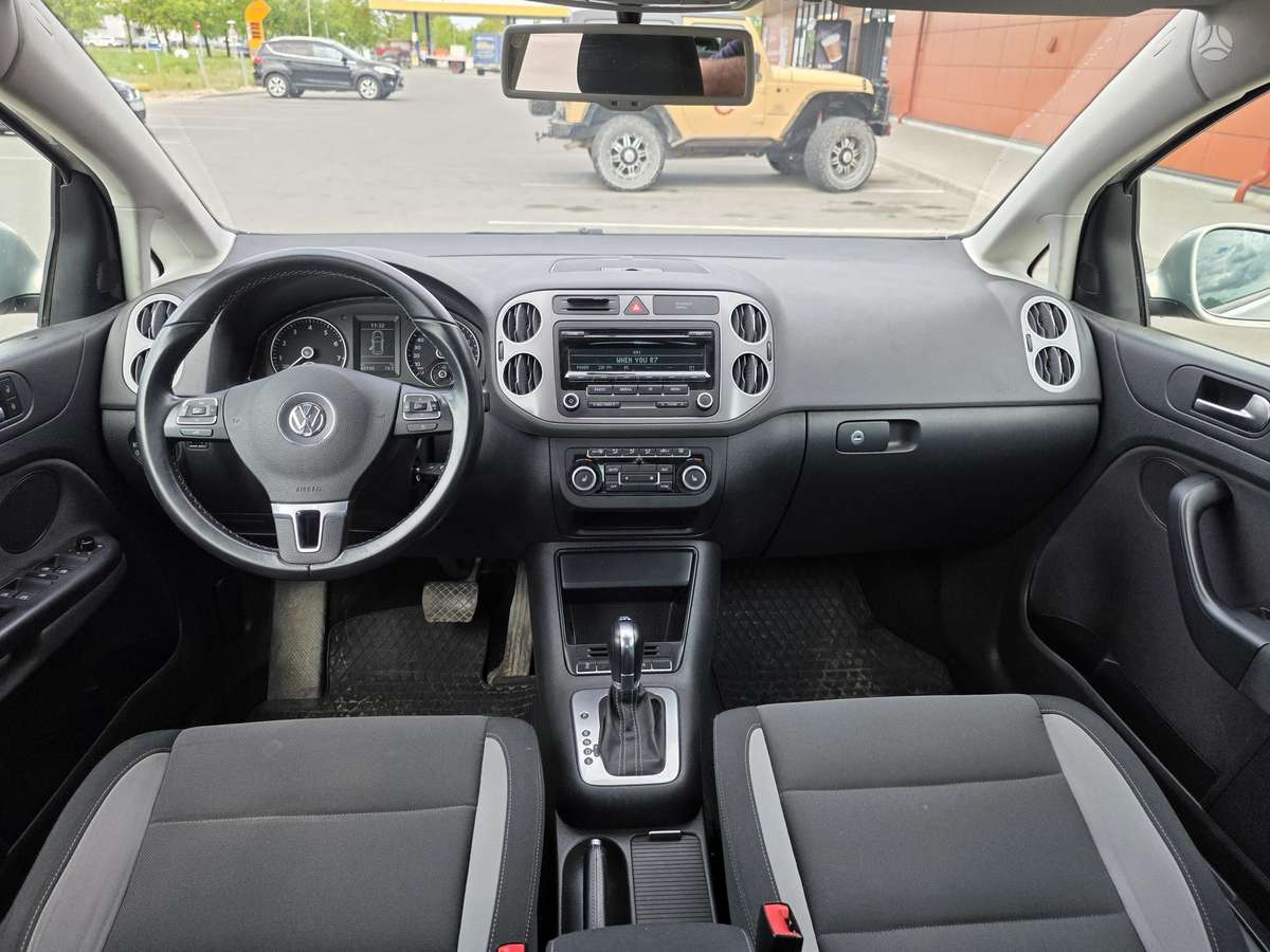Volkswagen Golf Plus - 11