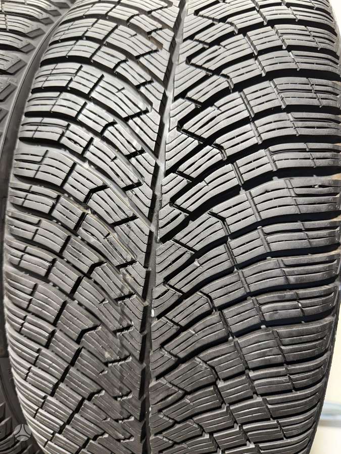 Pirelli PZero winter2/98-99%/2024m, winter 245/35 R21