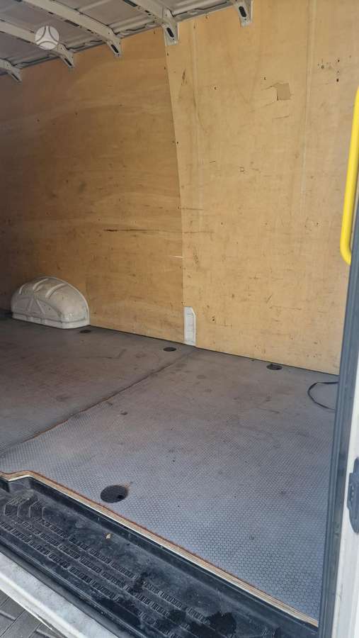 Volkswagen Crafter - 10