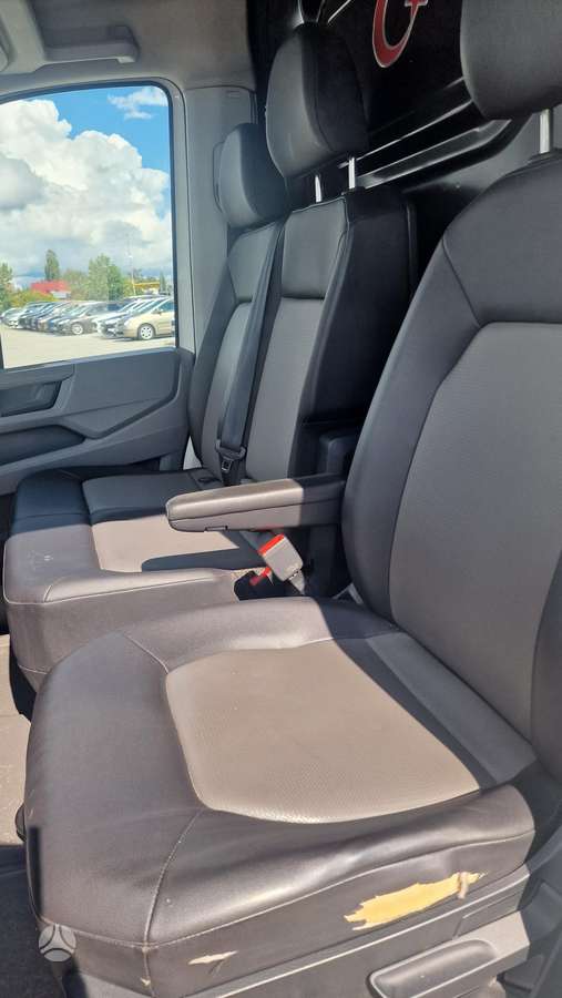 Volkswagen Crafter - 11