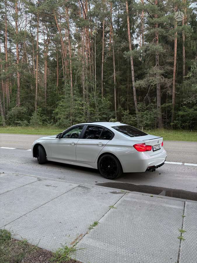 BMW 320, 2.0 l., Седан
