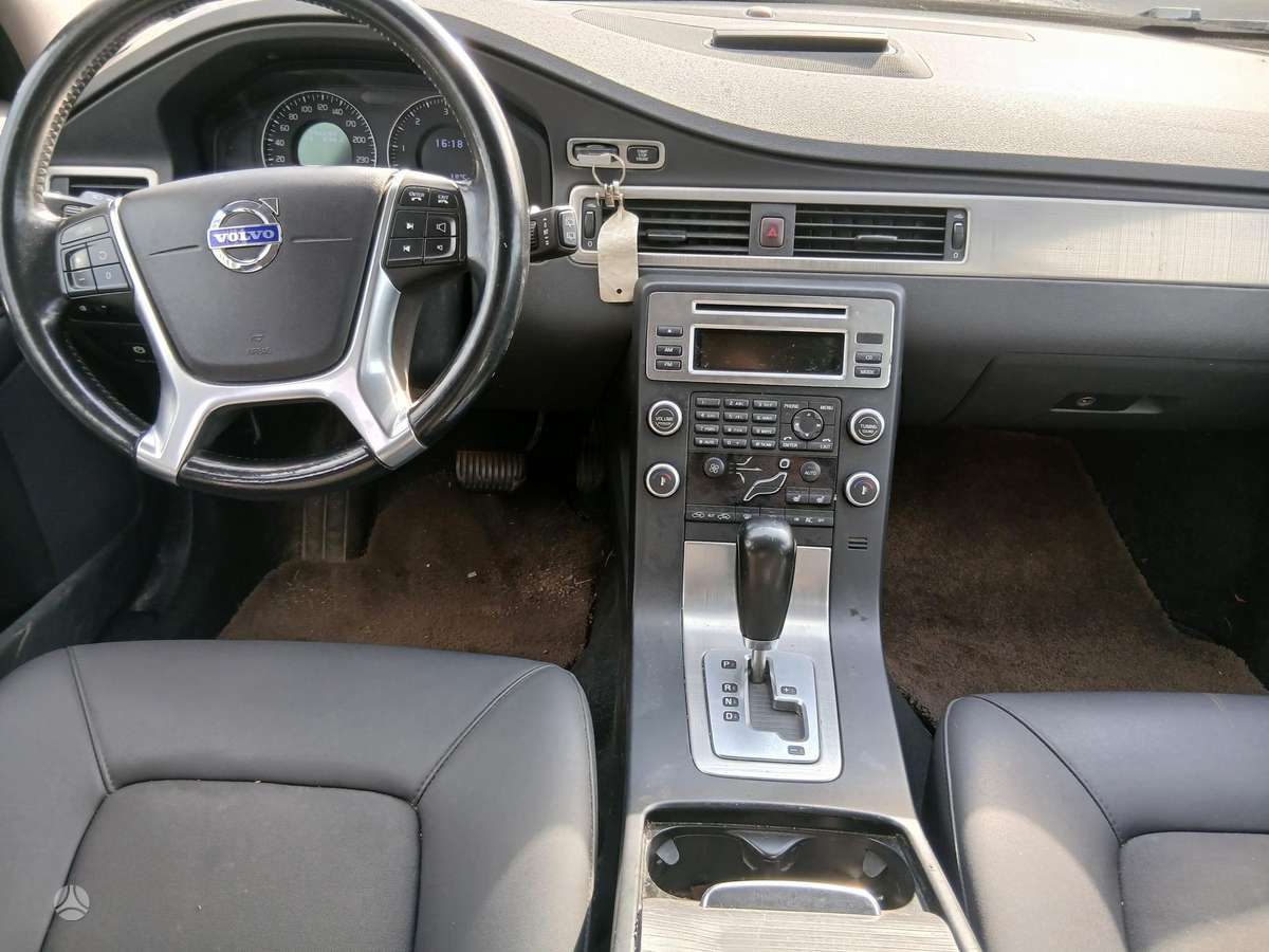 Volvo V70 - 6
