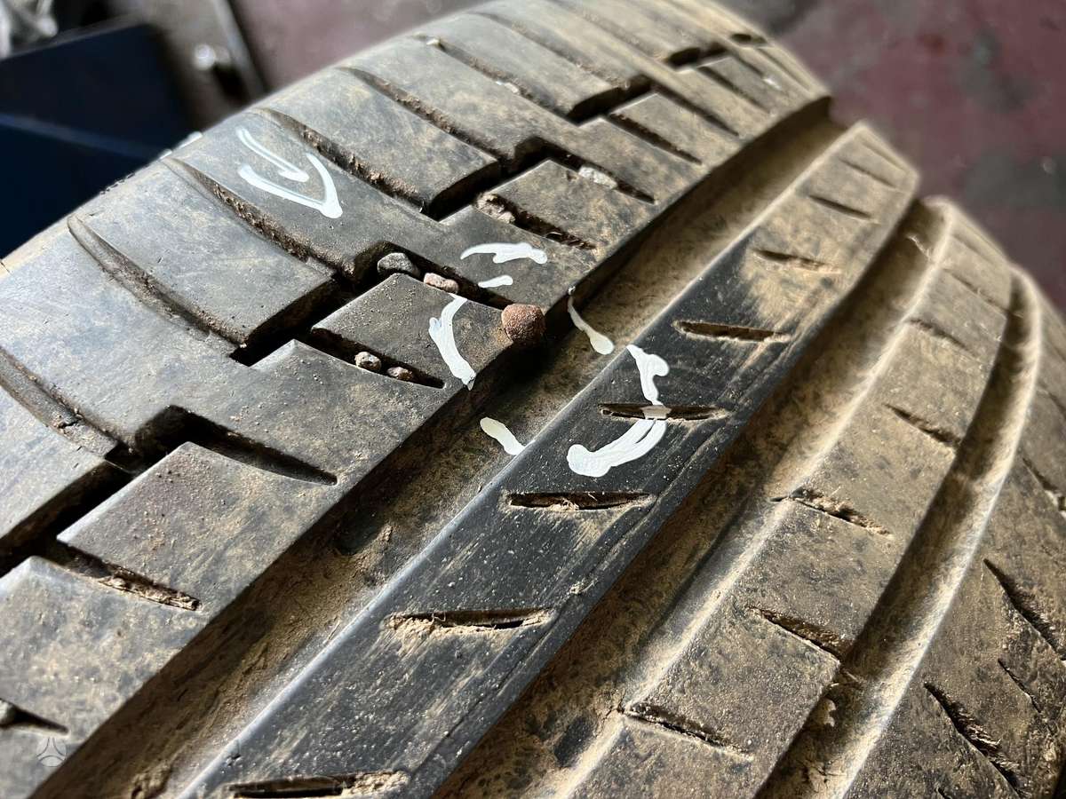Continental, летние 225/50 R18