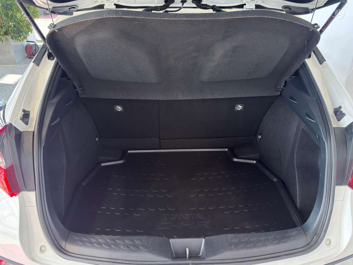 Toyota C-HR - 7