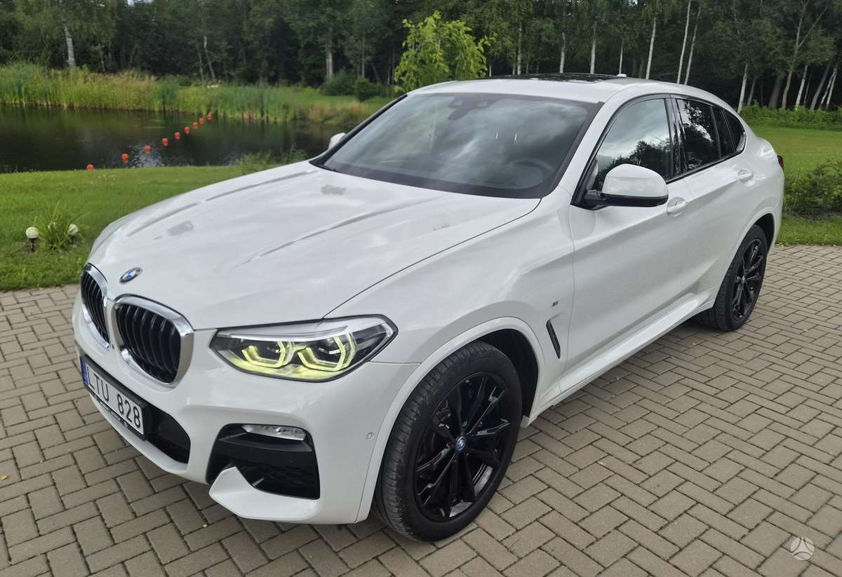BMW X4, 2.0 l., off-road / crossover