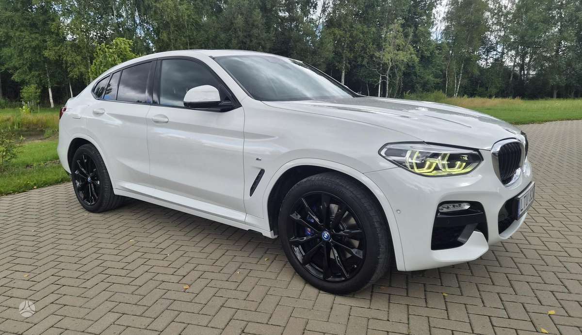 BMW X4, 2.0 l., off-road / crossover