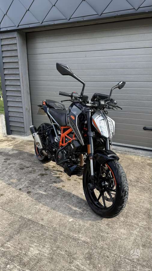 KTM Duke 125cc, street / classic