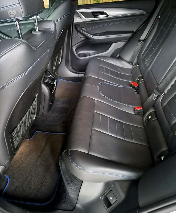 BMW X4, 2.0 l., off-road / crossover