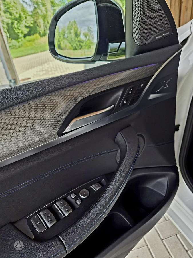 BMW X4, 2.0 l., off-road / crossover
