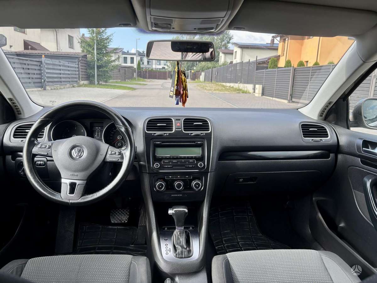 Volkswagen Golf, 1.6 l., Универсал