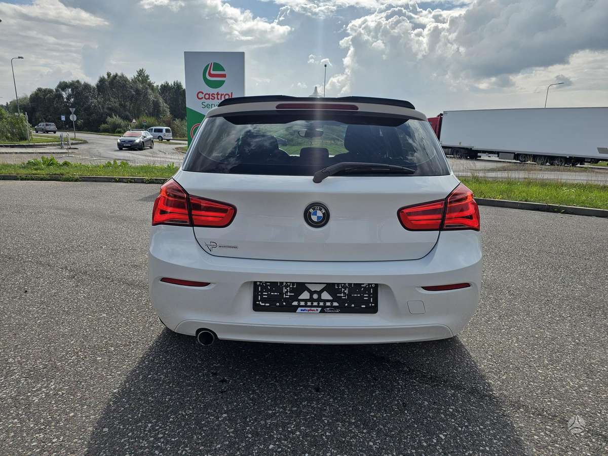 BMW 116, 1.5 l., Хэтчбек