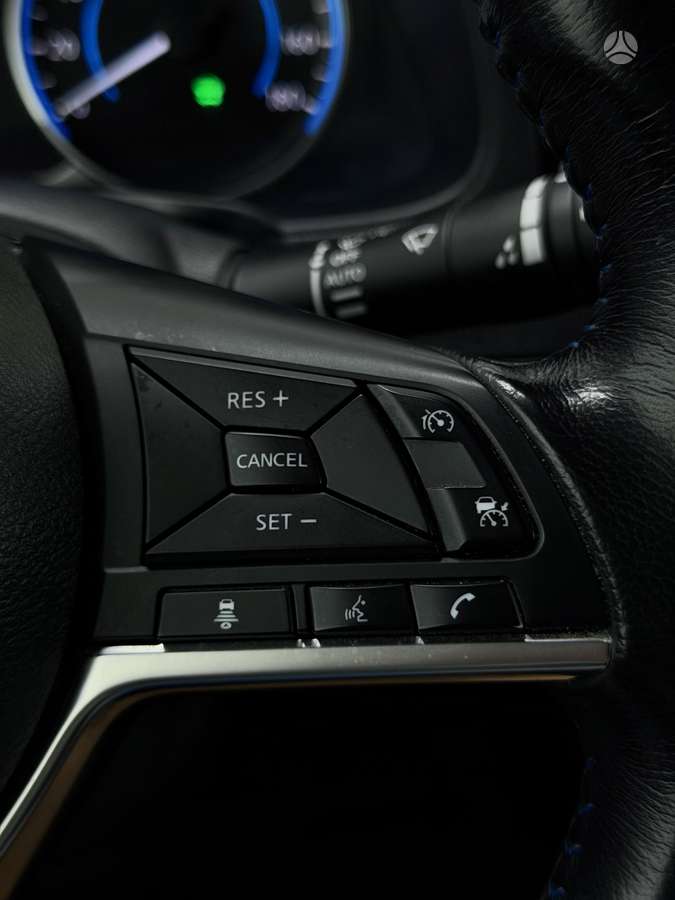 Nissan Leaf, 40 kWh, hatchback