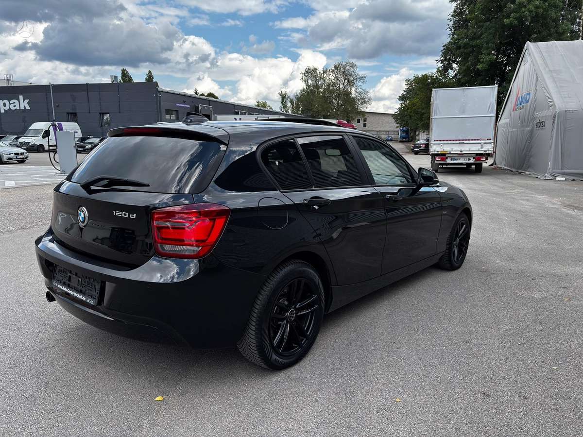 BMW 120, 2.0 l., Хэтчбек