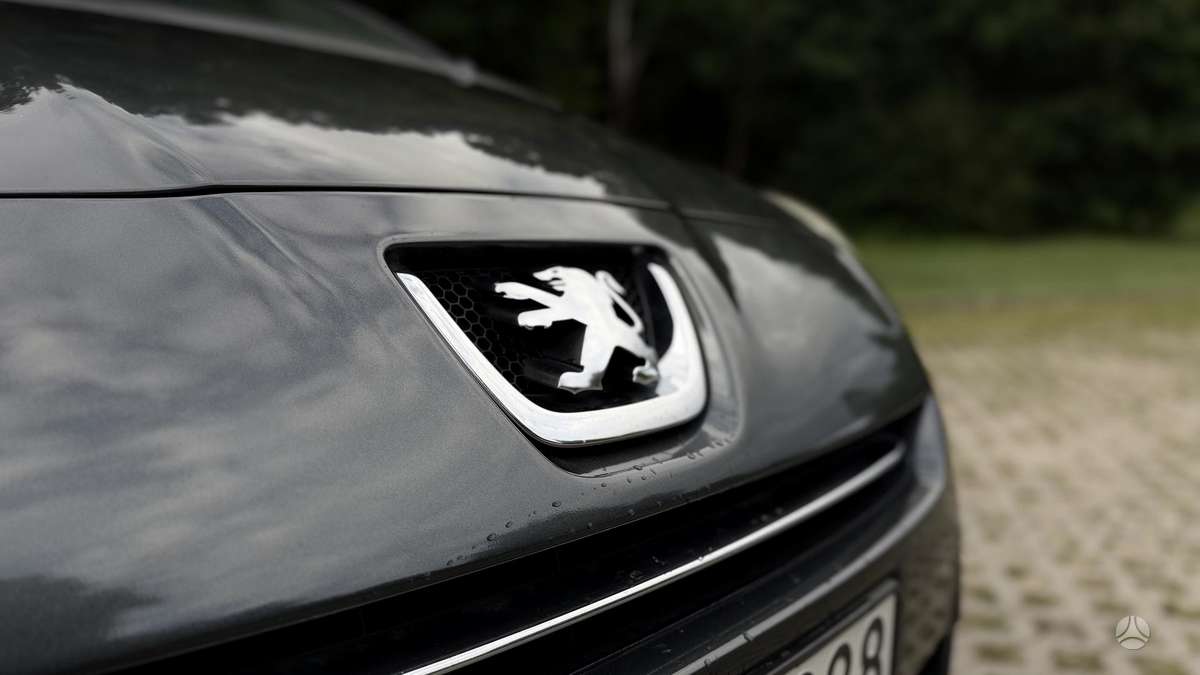 Peugeot 5008 - 2