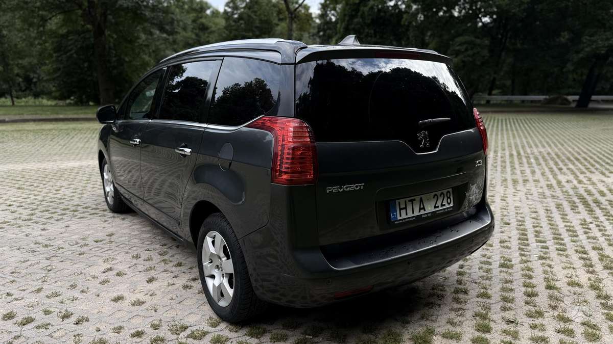 Peugeot 5008 - 4