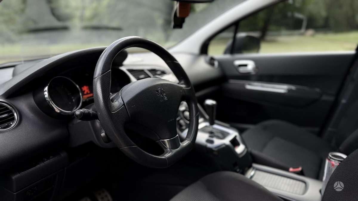 Peugeot 5008 - 9