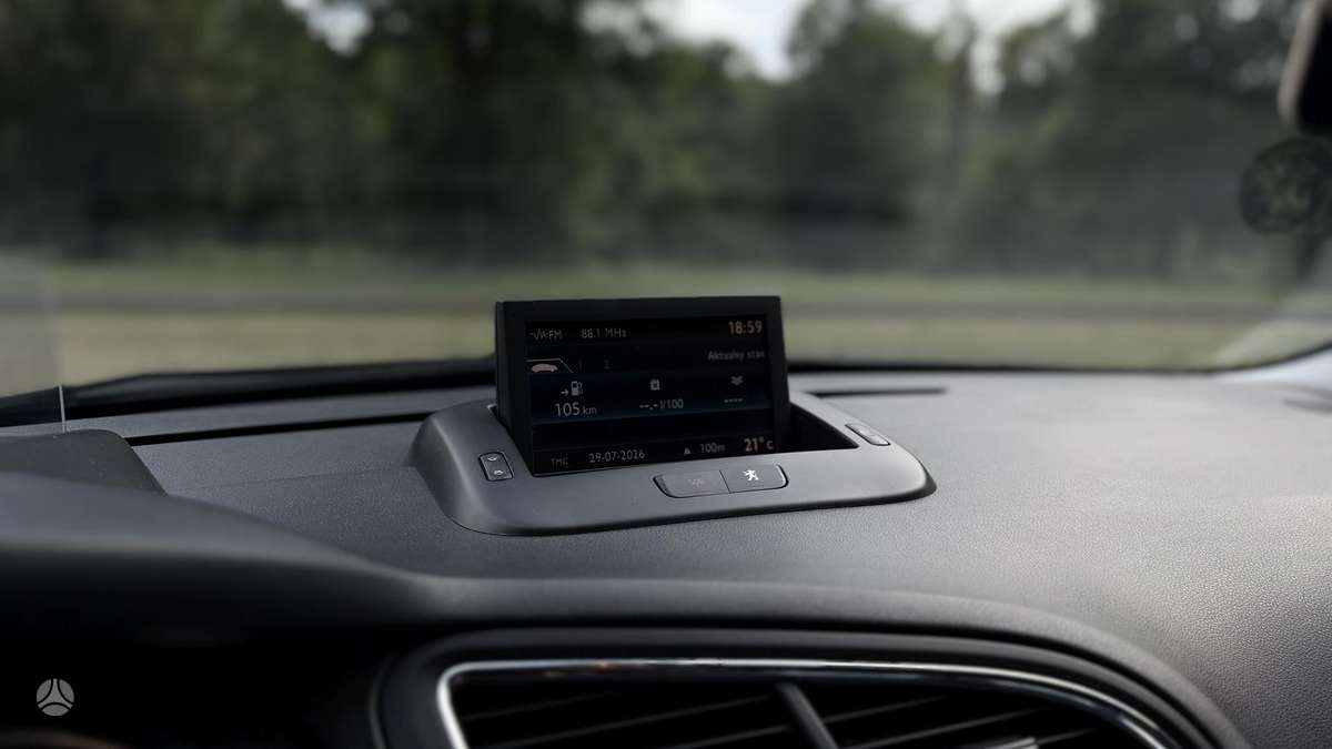 Peugeot 5008 - 11