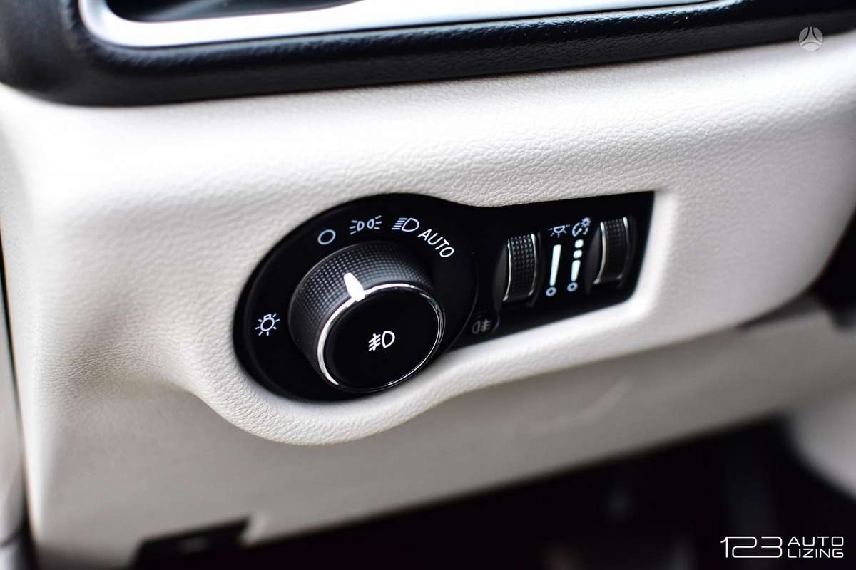 Chrysler Pacifica, 3.6 l., Минивэн