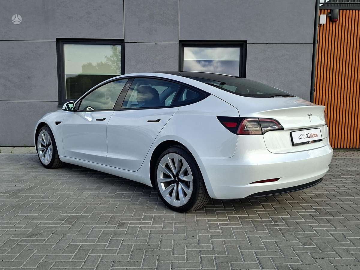 Tesla Model 3, 81 kWh, hečbekas